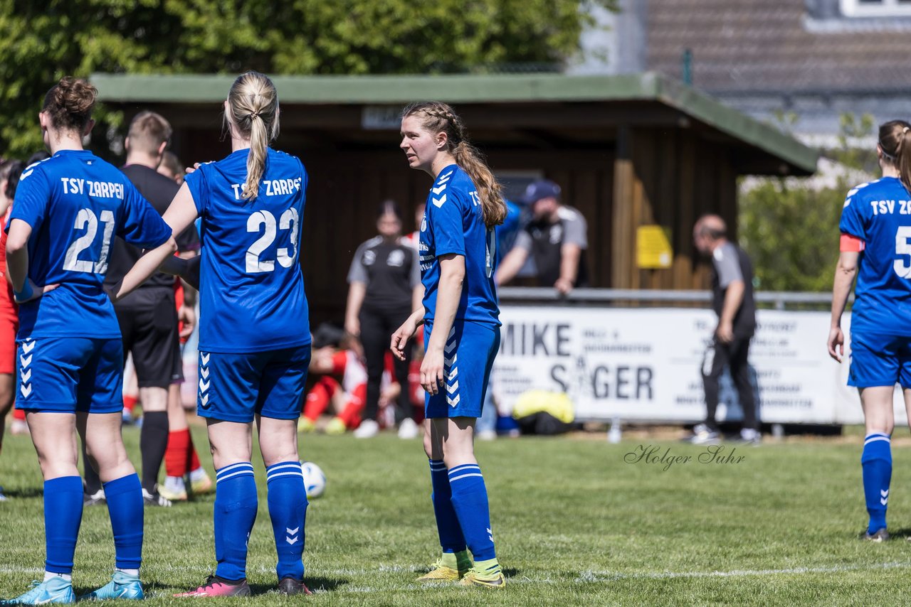 Bild 252 - F TSV Zarpen - Holstein Kiel II : Ergebnis: 2:6